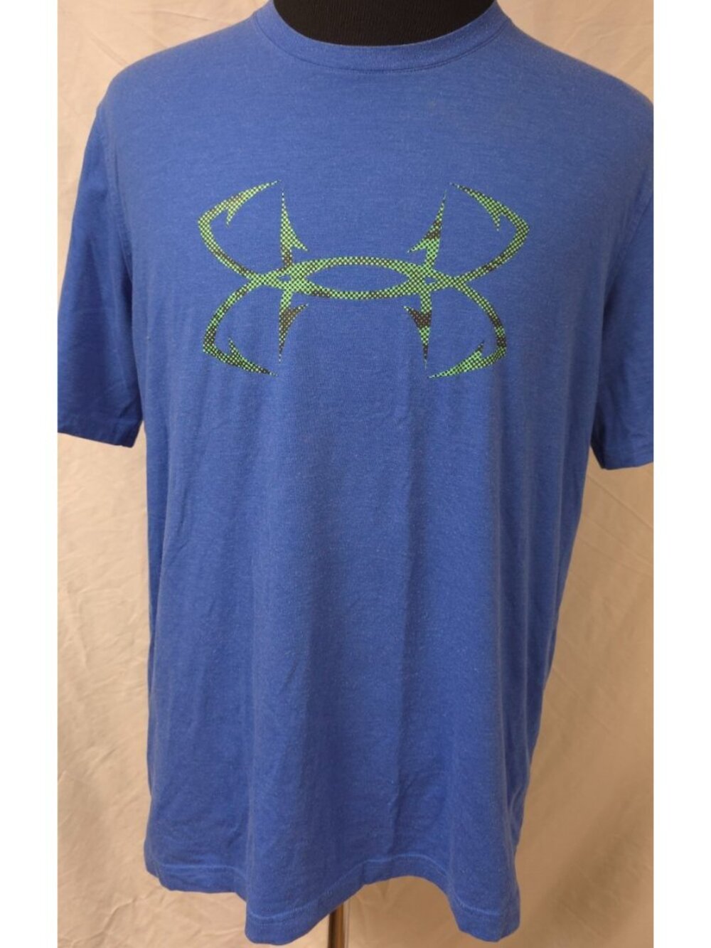 Under Armour UA Charged Mens Fish Hook Logo Blue Heat Gear Loose Fit T-Shirt (L)